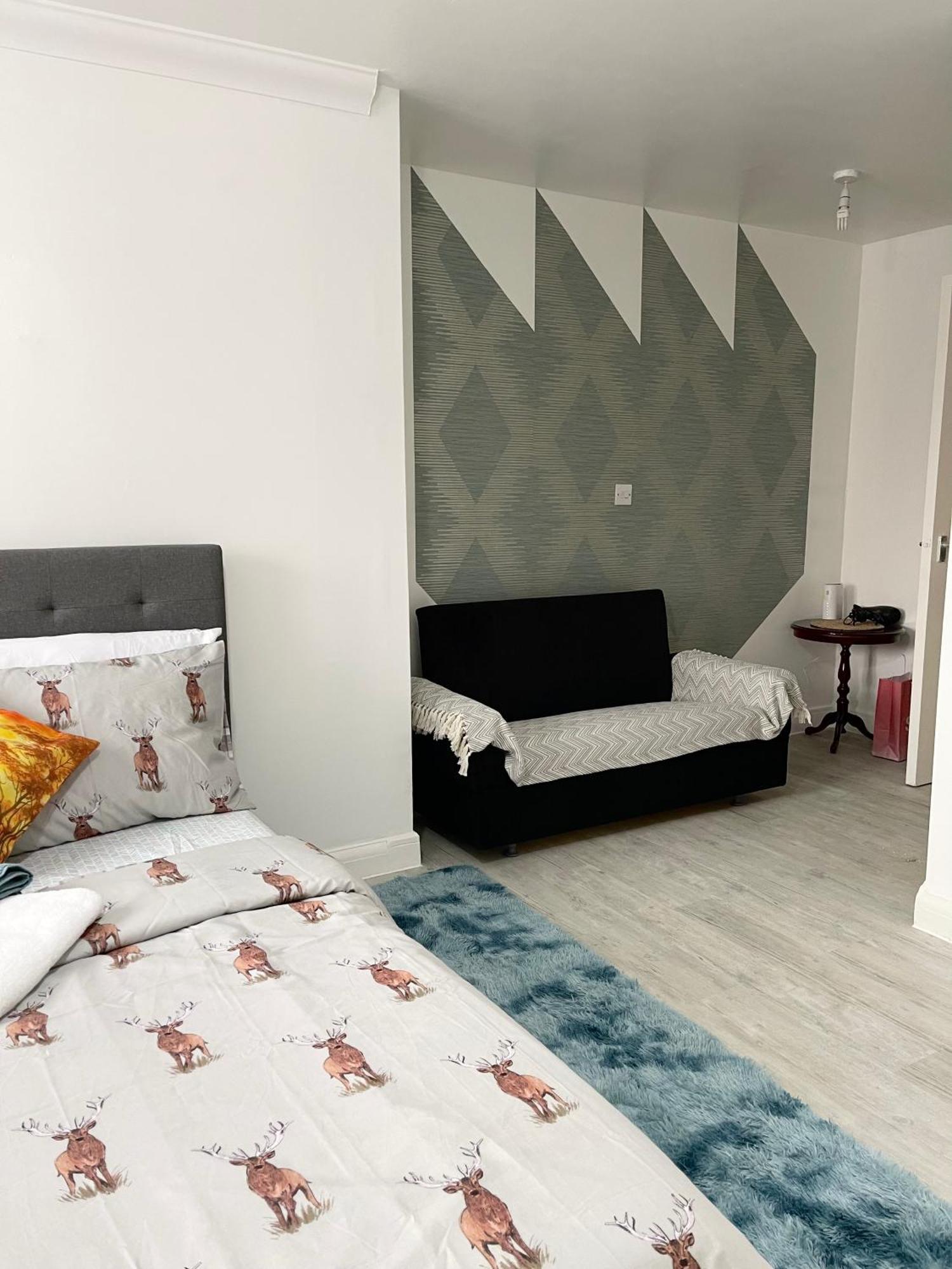 Stanton - Impeccable And Stylish 2 Bedroom ดาเกนแนม ภายนอก รูปภาพ